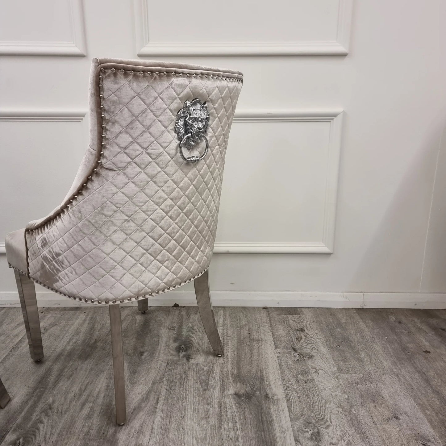 Bentley Dining Chair with Lion Knocker & Quilted Back (All Colours)