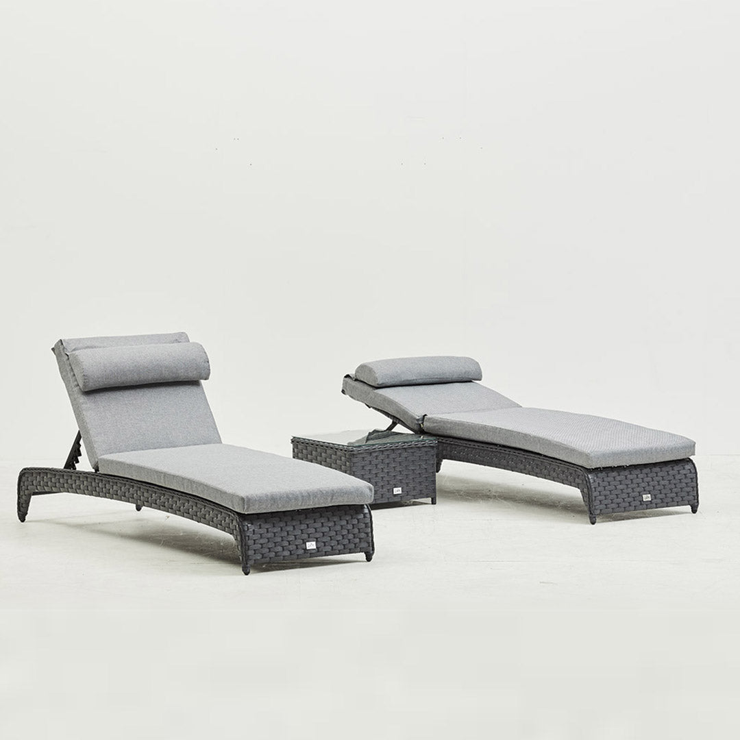 Grey Rattan Lounger Set With Side Table