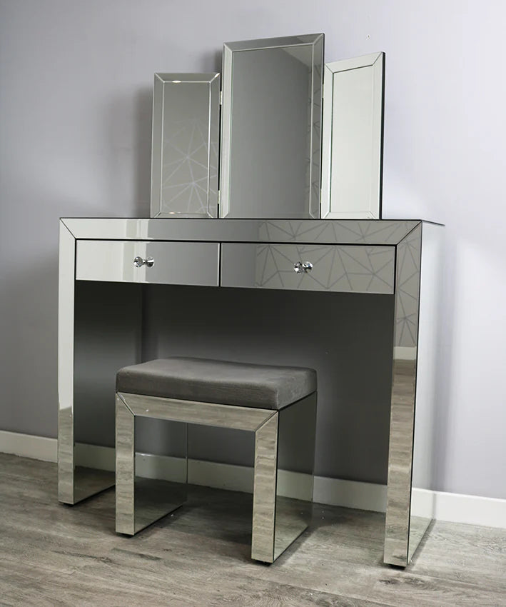 Simply Mirror Dressing Table Set